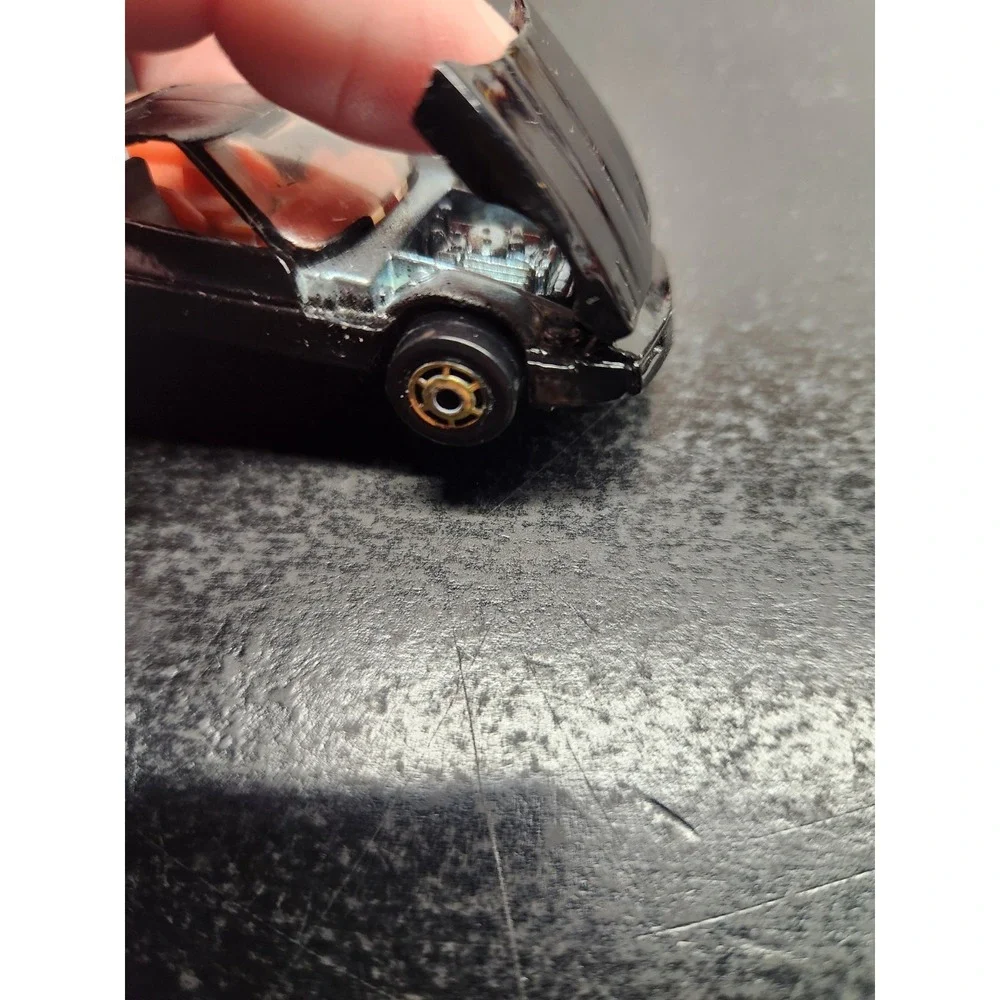 1982 Hot Wheels 80's Corvette - Moveable Hood‎ and Hatch